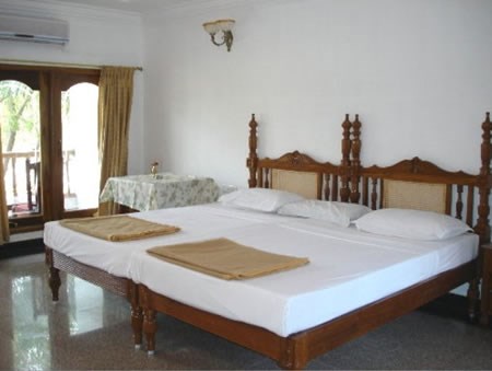 Ideal River View Resort